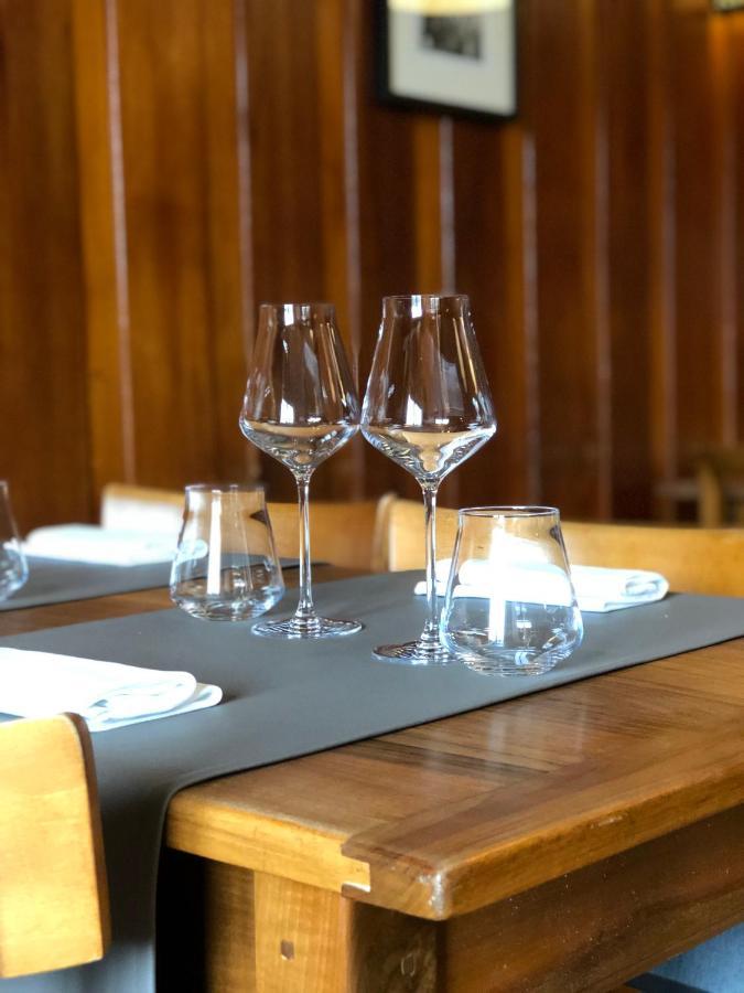 Cafe Cher-Mignon Et Chambres D'Hotes Chermignon-d'en Haut Luaran gambar