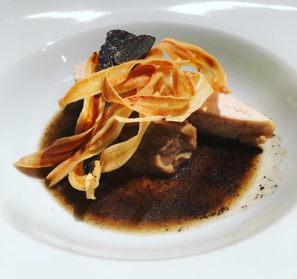 Cafe Cher-Mignon Et Chambres D'Hotes Chermignon-d'en Haut Luaran gambar